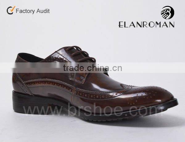 New model men perforated leather shoes with custom logo