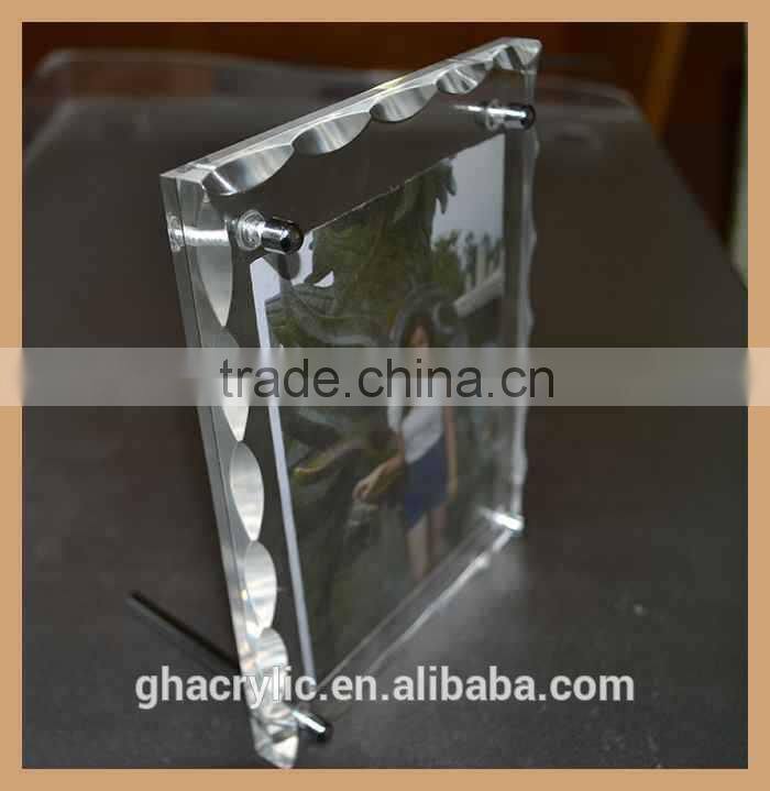 GH-P0018 arcylic wall mounted picture frames, wall clock picture frame