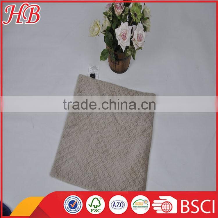 Circle customized quilted cushion, solid micromink cushion, micromink quilted cushion manufacturer