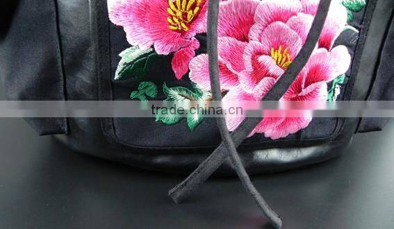 Latest PU Embroidery Fashion Backpack from China for Women