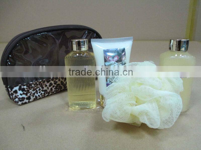 Wholesale bathroom set of travel kit