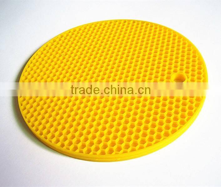 Wholesale FDA food grad round 18cm heat resistant silicone mat