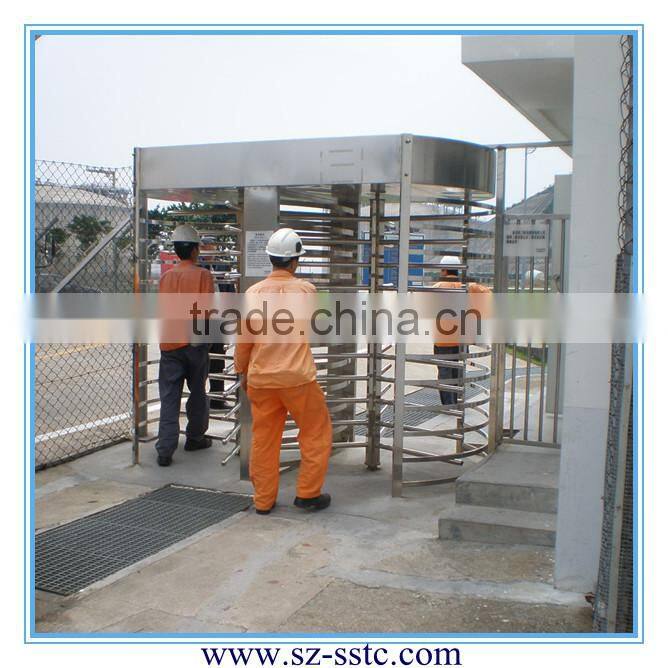 Stainless steel tripod turnstile for managing crowd access