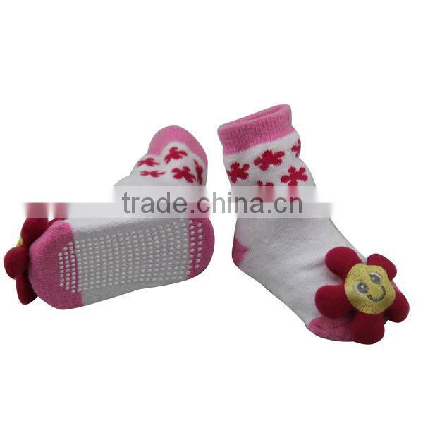 GSBT-10 cute and nice velcro cotton girl infant baby socks with toy