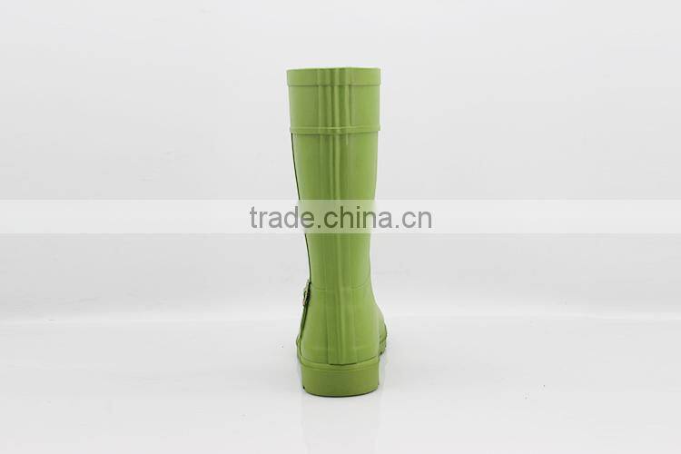 Customized Designs Latest Design Green Folding Rubber Rain Boots