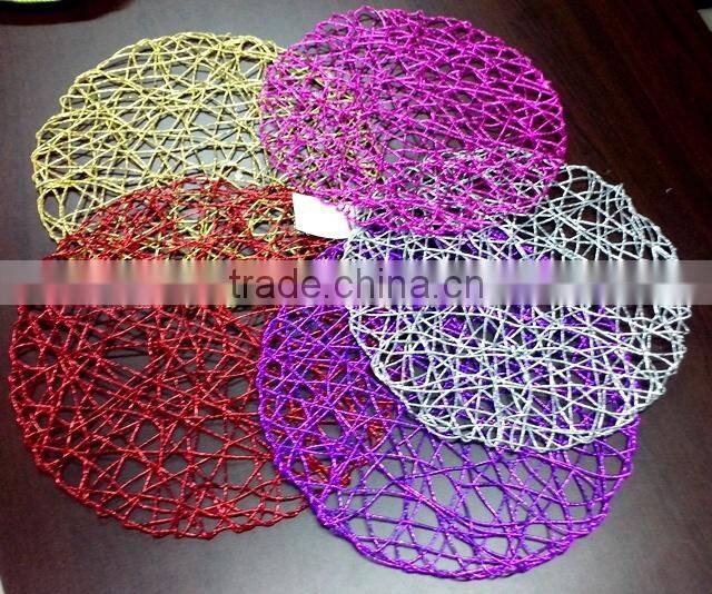 Round woven recycled paper placemats