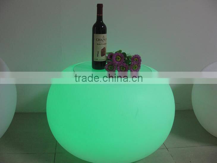 Outdoor and indoor plastic RGB 16 colors changing lighting apple table chair for children