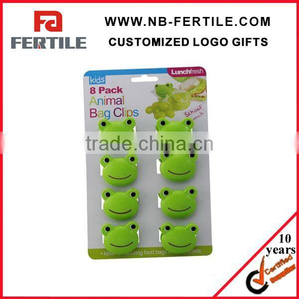 ZZY 215369 4pcs Plastic heart shape binder clip