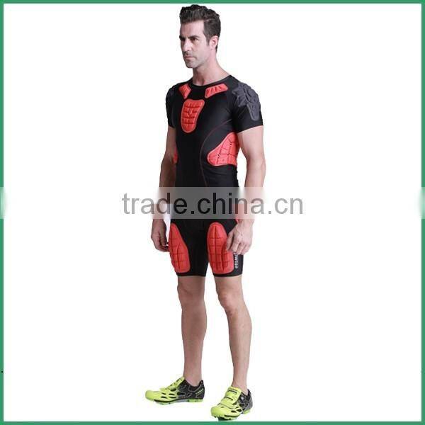 2017 high quality Padded Protector Compression Shirt And Short