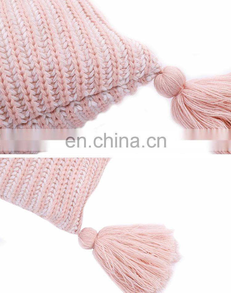 2018 hot sales 100%acrylic decorative rib knitted cushion cover with lantern tassels