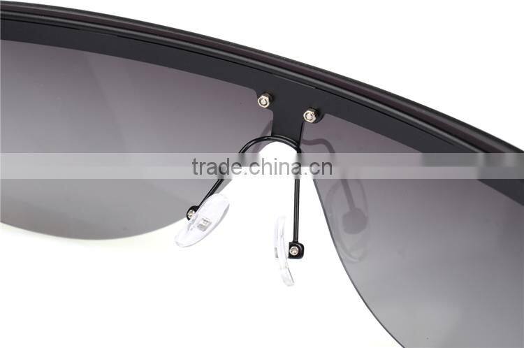 720P Wifi Action Camera Hidden sunglasses camera Can support 4 client software online the same time 3gp camera sunglasses