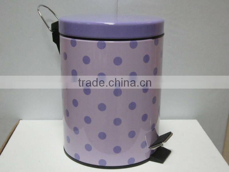 Foot-pedal stainless steel trash bin 7L
