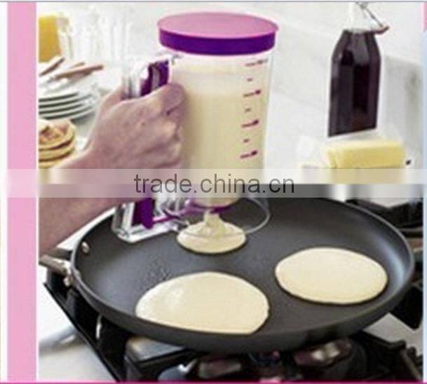 Plastic Measuring Cupcake Batter Dispenser