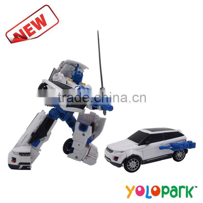 2016 New Items Intelligent Transformable Robot Car