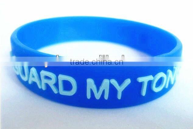 New and Fashion fancy bangles with best bangles quotes girls latest bangles