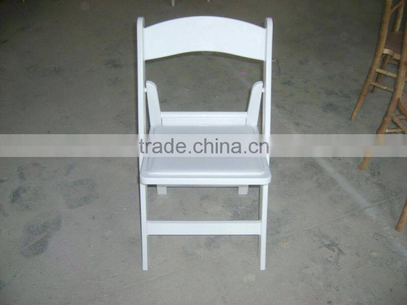 Hot Sale Padded Resin Folding Chair / Cheap Plastic Folding Chair