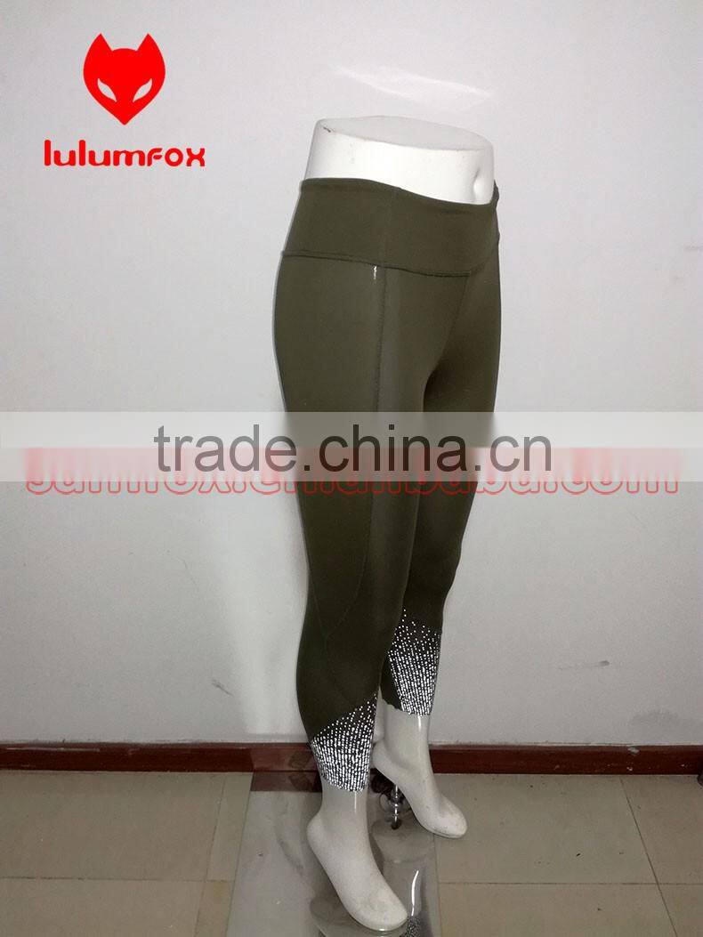 0040-1 OEM Tight Reflective 92%NYLON 8%SPANDEX wholesale women designer capri pants