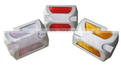 All-in-one aluminum road stud