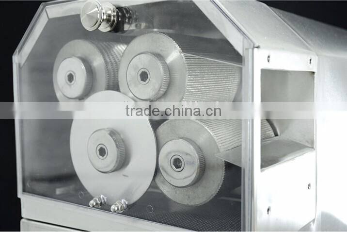 4 Roller Electric Commercial Sugarcane juicer Machine