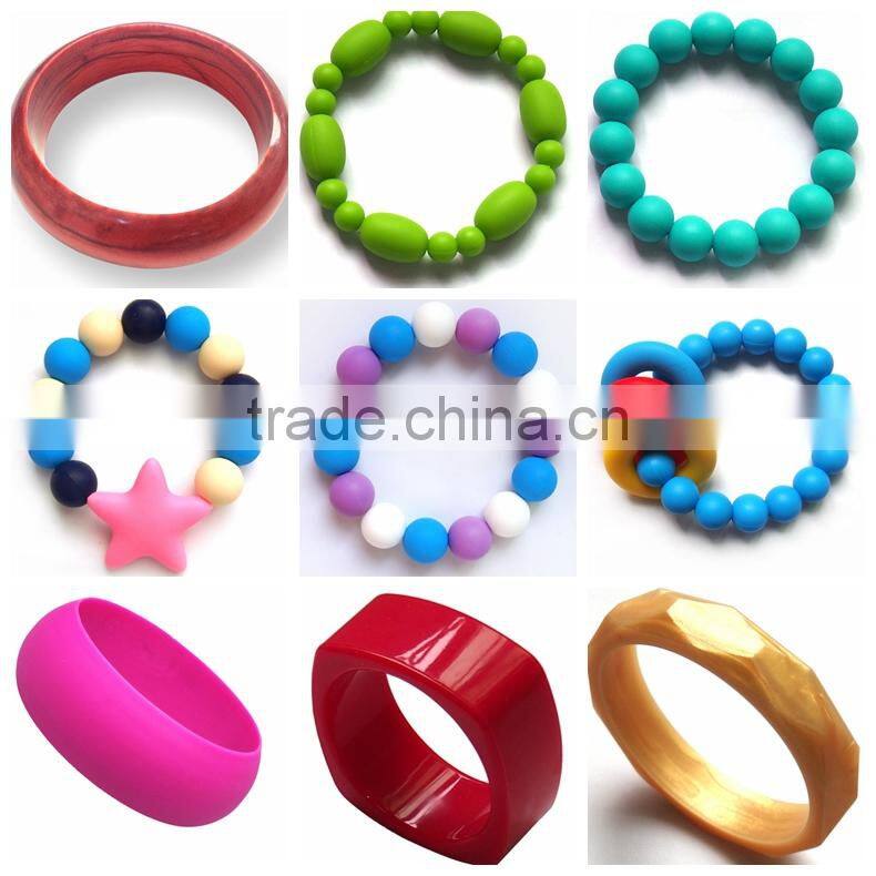 Fashion young lady's bangle and baby silicone bracelet with metal clasp
