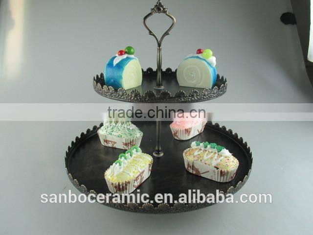 Factory direct price Two tier crystal cake stand round shape metal cake stand