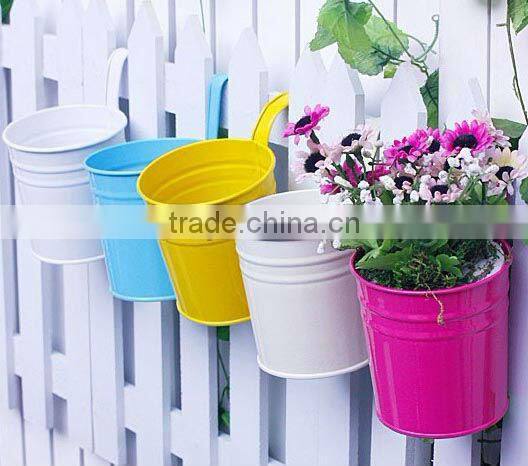 GARDEN BUCKET, GALVANIZED METAL FLOWER BUCKET, DECORATIVE GARDEN BUCKET