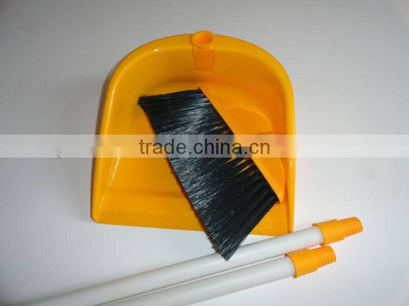 hand broom with dustpan