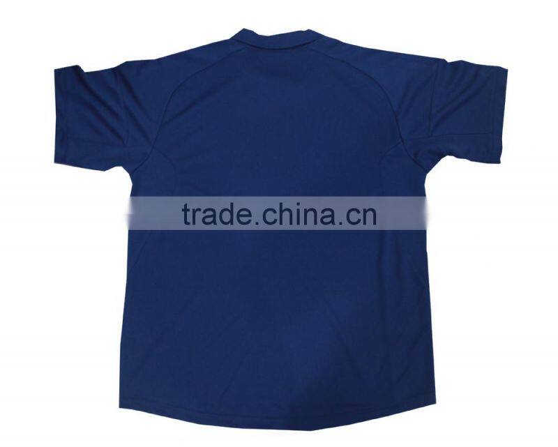 Polo t-shirt with two stripes on shoulders