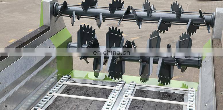 Tractor Towing 2FSQ-10.7 STAR manure fertilizer spreader for sale