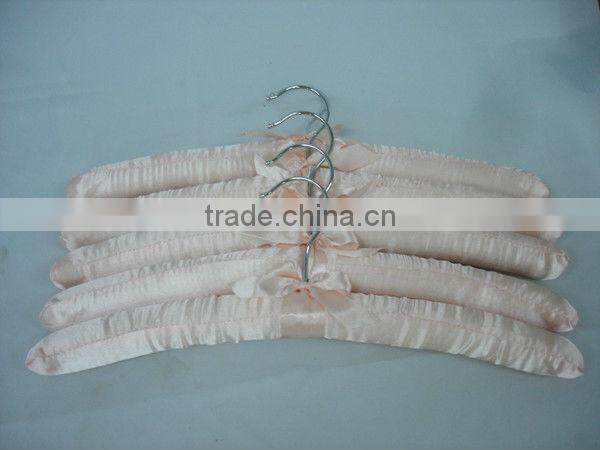 LY-18 Lovely stain hanger