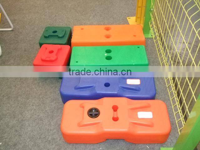 plastic temporary fence feet/plastic portable fence feet