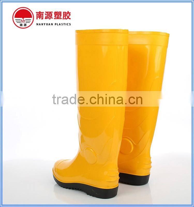 Yellow lightweight fishing work PVC rain boots wholesale