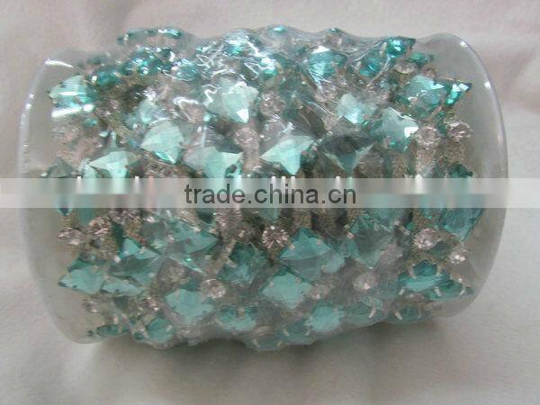 Hot seller new design sew on bridal rhinestone metal cup chain