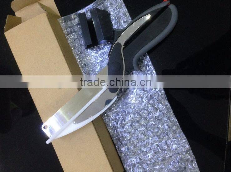 factory wholesales Stainless Steel Clever Cutter 2-in-1 Knife;Chopping Knife Cutting Board Clever Cutter Kitchen Scissor