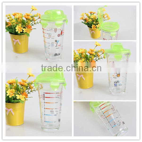 2015 China New Design Elegant customize tempered Glass Drinking Bottle with multiple cover decal scale