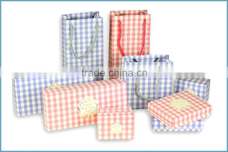 Paper Cardboard Suitcase Box with Handle