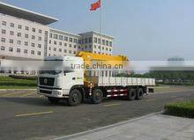 hand operated lifting equipment on truck, Model No.:SQ18S5, 18ton truck crane with telescopic booms.