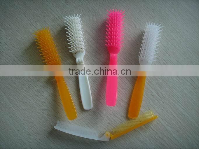 Small White Plastic Comb For Hotel And Travel