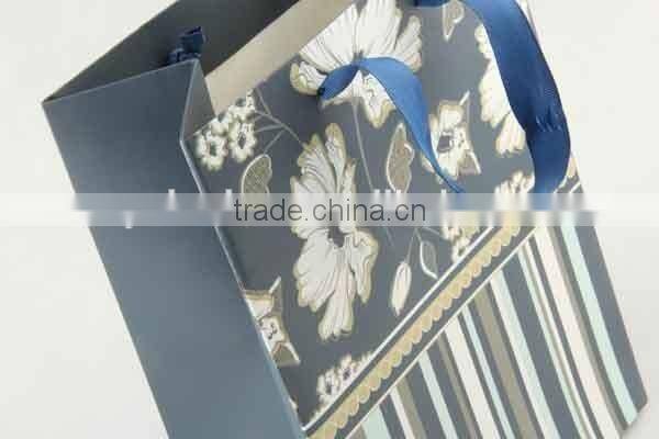Printed Foldable Gift Bag With Stripe Patterns/ Shopping Paper Bag