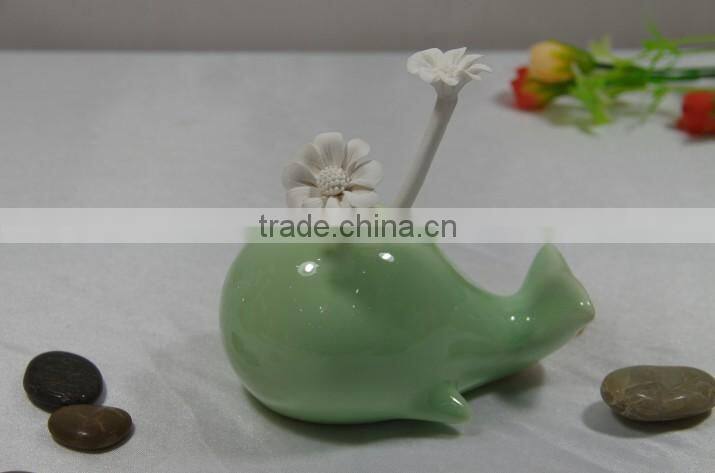 Handmade OEM aroma diffuser bottle aromatherapy ceramic flower fragrance diffuser