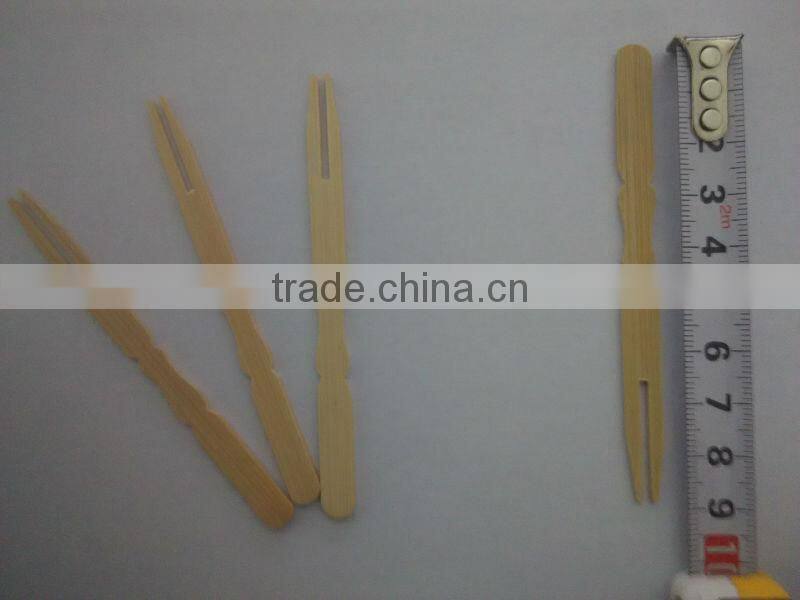 Ice cream is convenient and practical bamboo fork