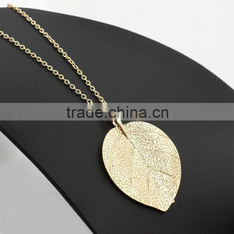 Noble retro leaf necklace sweater chain gold leaf long necklace