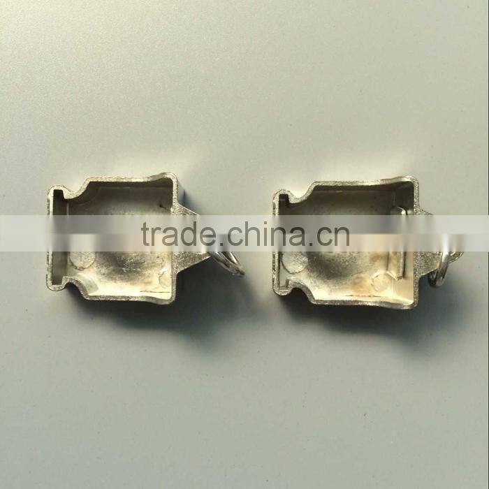 Zinc alloy curtain track seal/curtain track head