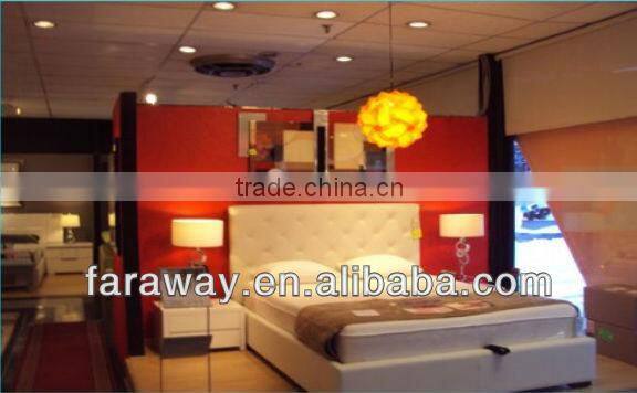 Self-assembling DIY plastic lamp