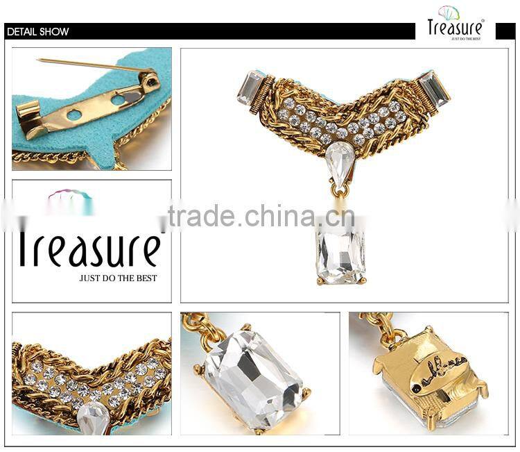 Best price jewelry figaro golden alloy chain with geometric crystal pendant brooch jewelry