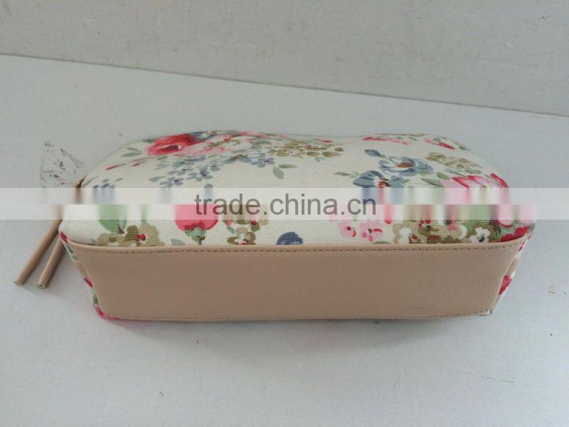 Pringted Canvas travel bag with cosmetic bag