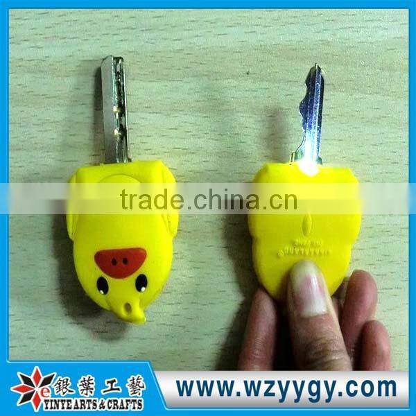Customized new cheap promotional rubber key cover