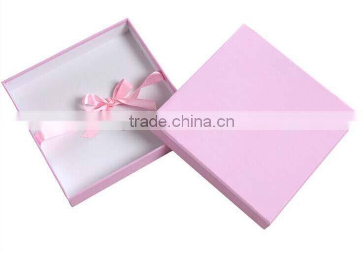 Good design for the pink paperboard gift box