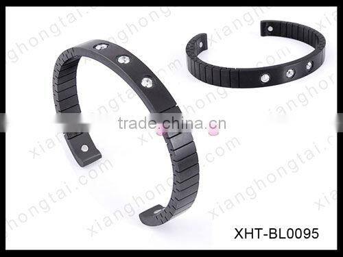 New Designed Shiny Polished Bangle, Made of 316L Stainless Steel