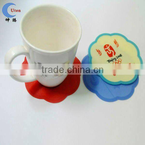 New Design Antiskid Silicone Table Mat